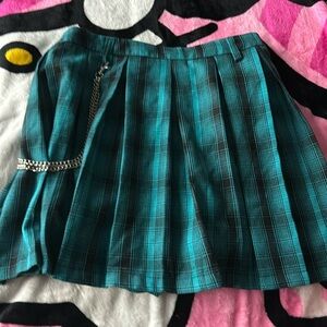 brand: hot topic, color: blue and black plaid, size: small